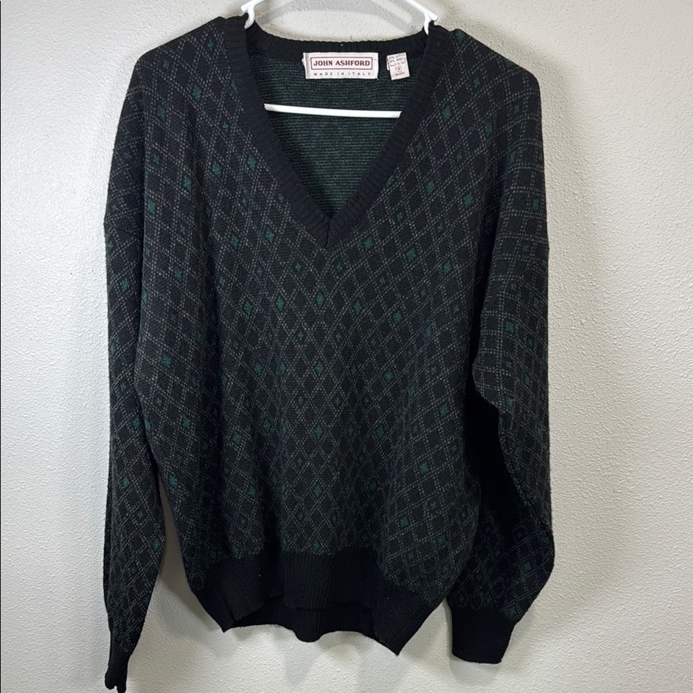 Vintage John Ashford V-Neck Black and Green Sweater wool blend made in Italy